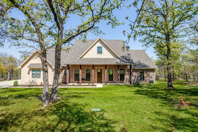 322 Mountain View Court, Sunset, TX 76270