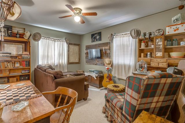 8716 County Road 1224a, Rio Vista, TX 76093