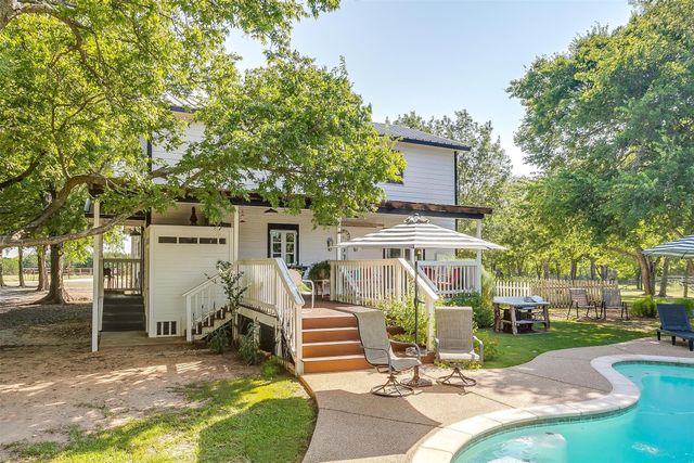 8716 County Road 1224a, Rio Vista, TX 76093