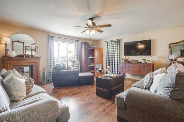 8716 County Road 1224a, Rio Vista, TX 76093