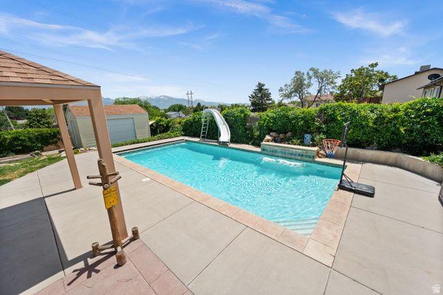 5563 S COPPER CITY DR, Kearns, UT 84118