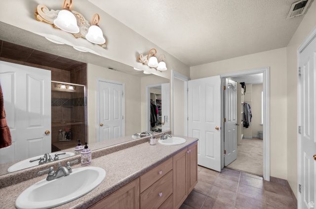 5563 S COPPER CITY DR, Kearns, UT 84118