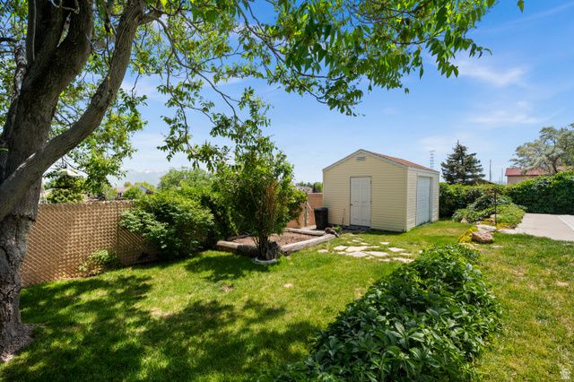 5563 S COPPER CITY DR, Kearns, UT 84118