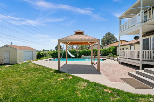 5563 S COPPER CITY DR, Kearns, UT 84118
