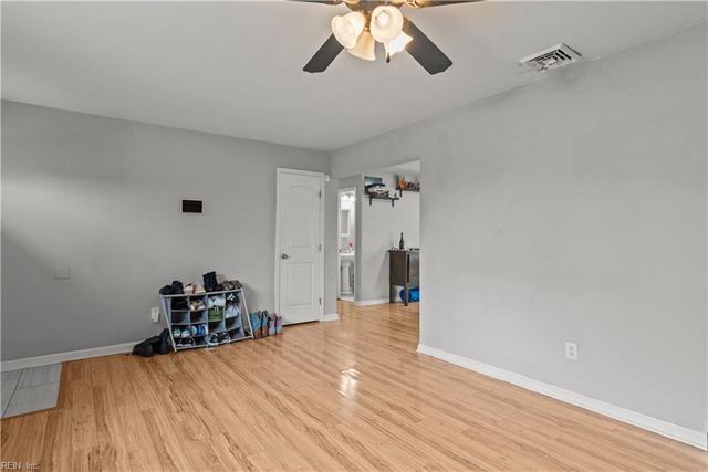 3204 Bruno DR, Chesapeake, VA 23323