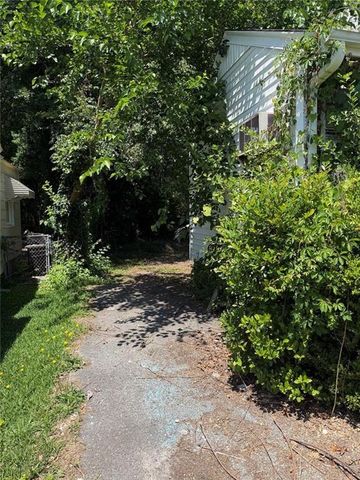 1095 Mimosa Drive, Macon, GA 31204