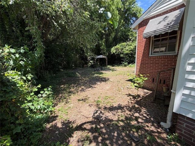 1095 Mimosa Drive, Macon, GA 31204