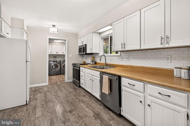 3539 DEVON DR, Falls Church, VA 22042