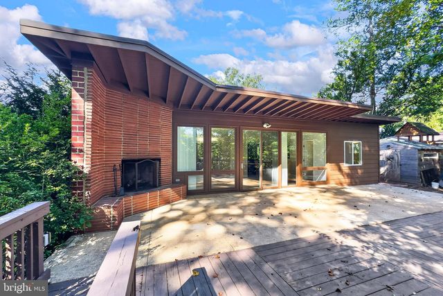 3539 DEVON DR, Falls Church, VA 22042