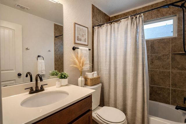 627 Pinnacle DR, Georgetown, TX 78626