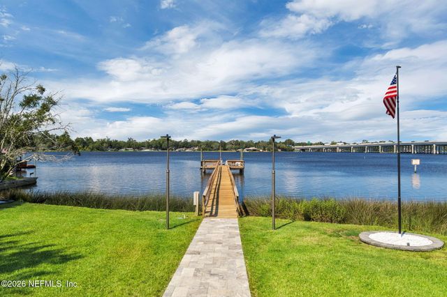 580 BROWARD Road, Jacksonville, FL 32218