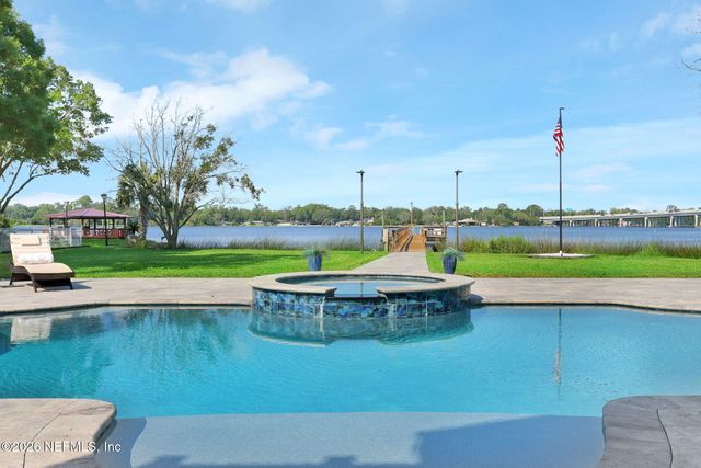 580 BROWARD Road, Jacksonville, FL 32218
