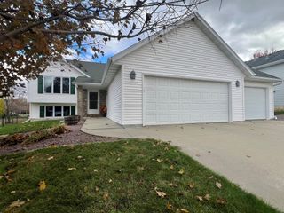 3608 Ironwood Court SW, Rochester, MN 55902