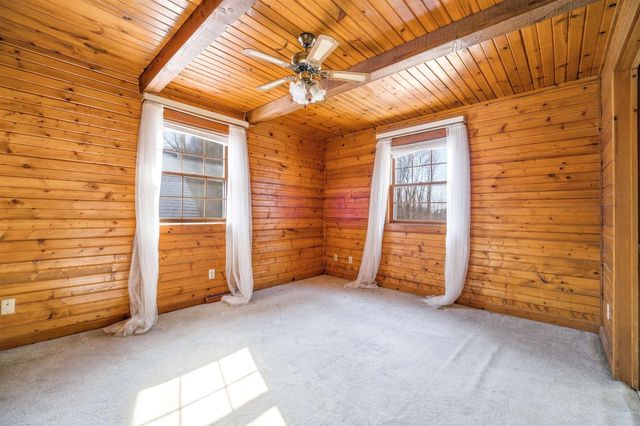 N8665 FIRELANE 10, Menasha, WI 54952