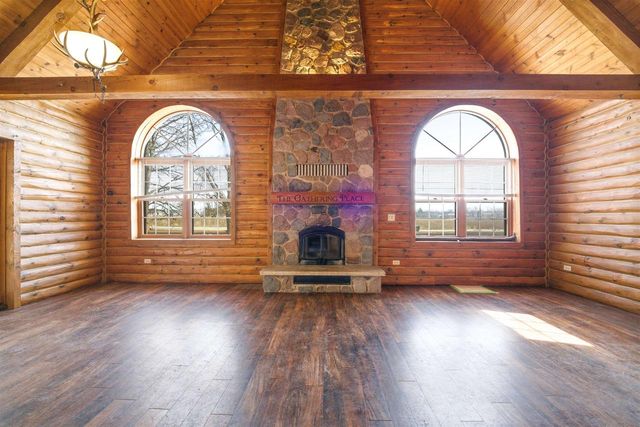 N8665 FIRELANE 10, Menasha, WI 54952