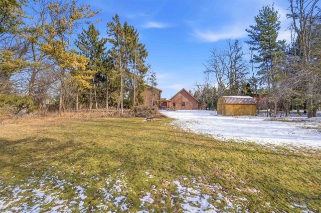 N8665 FIRELANE 10, Menasha, WI 54952