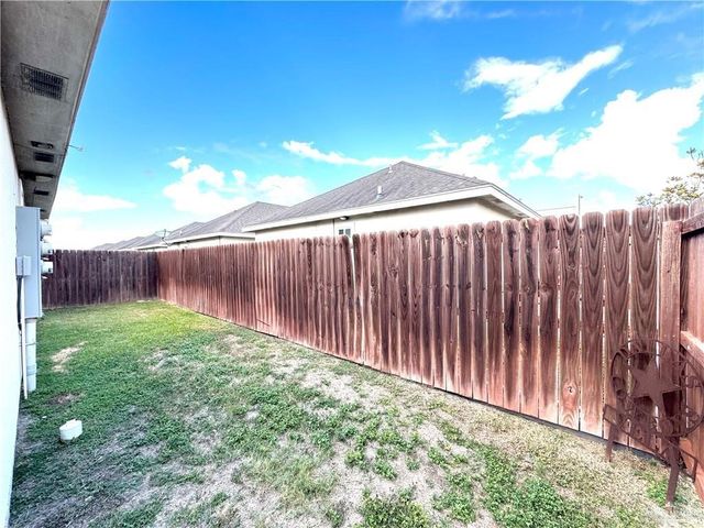 3110 Sabercat Avenue 2, Edinburg, TX 78542