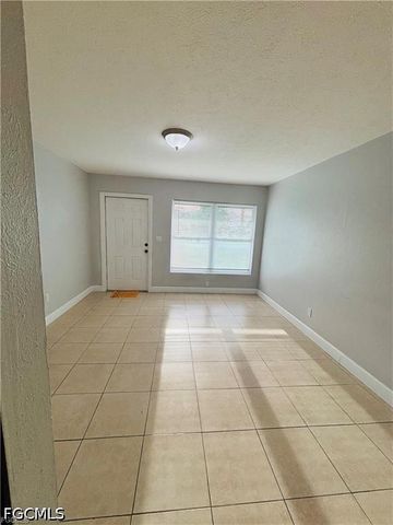 20 Westminster ST N, Lehigh Acres, FL 33936