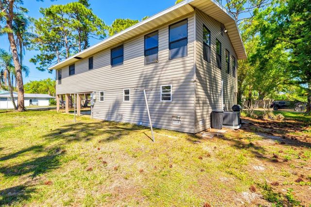 1312 TWIN LAKES AVENUE, Nokomis, FL 34275