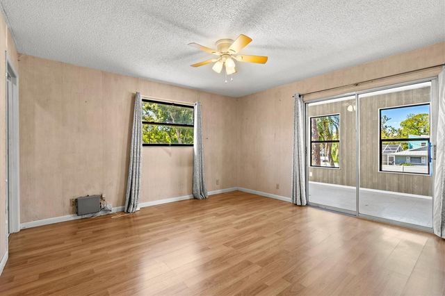 1312 TWIN LAKES AVENUE, Nokomis, FL 34275