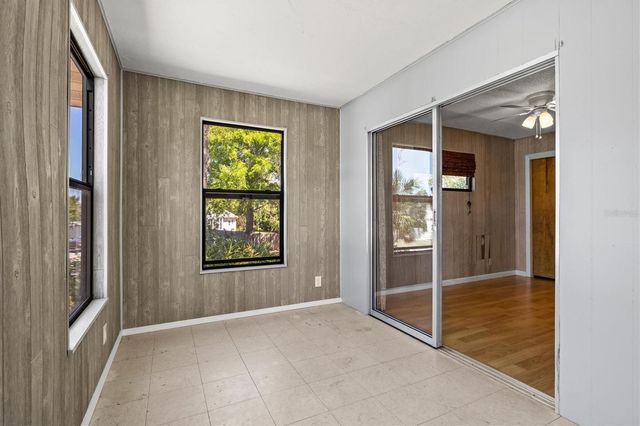 1312 TWIN LAKES AVENUE, Nokomis, FL 34275