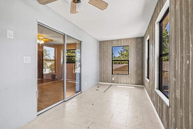 1312 TWIN LAKES AVENUE, Nokomis, FL 34275