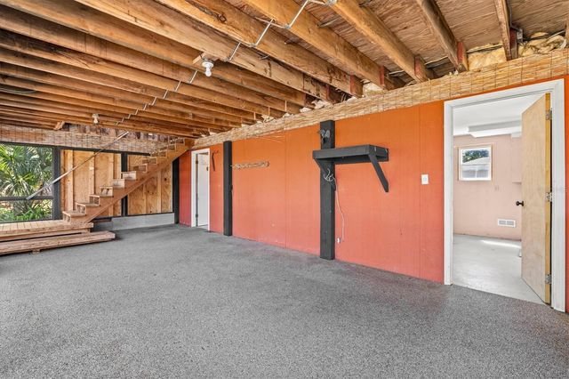 1312 TWIN LAKES AVENUE, Nokomis, FL 34275