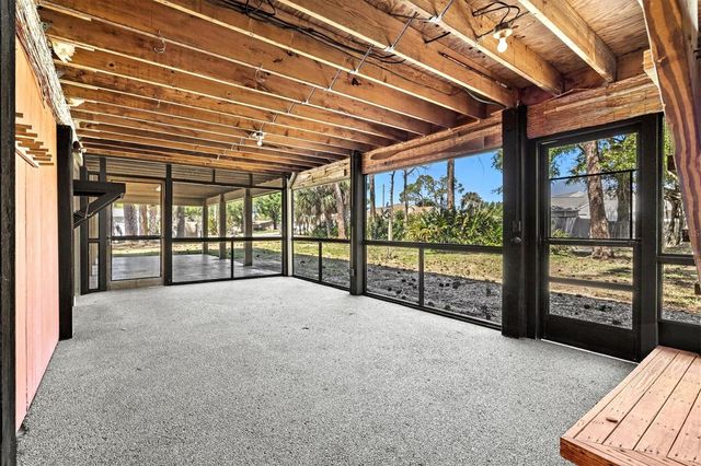 1312 TWIN LAKES AVENUE, Nokomis, FL 34275