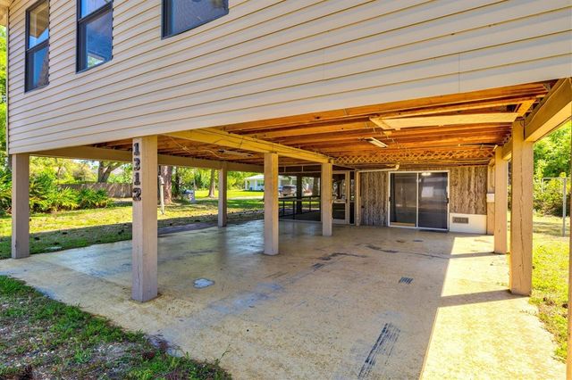 1312 TWIN LAKES AVENUE, Nokomis, FL 34275