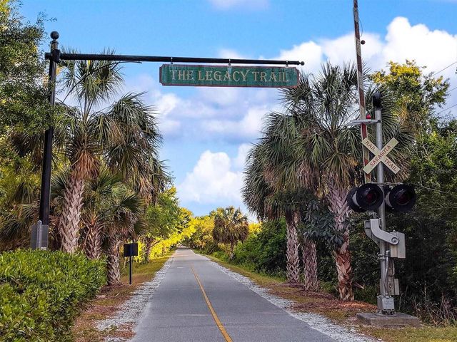 1312 TWIN LAKES AVENUE, Nokomis, FL 34275