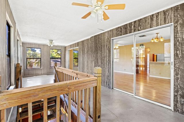 1312 TWIN LAKES AVENUE, Nokomis, FL 34275