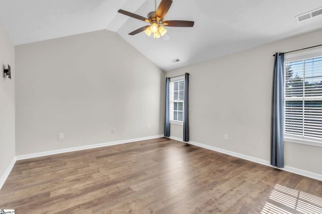 513 Walkingstick Way, Simpsonville, SC 29680