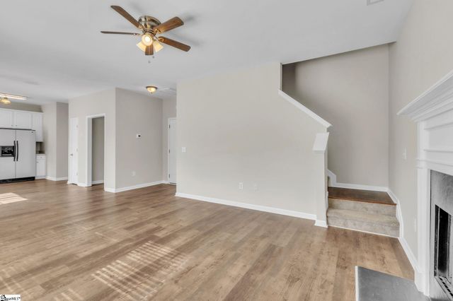 513 Walkingstick Way, Simpsonville, SC 29680