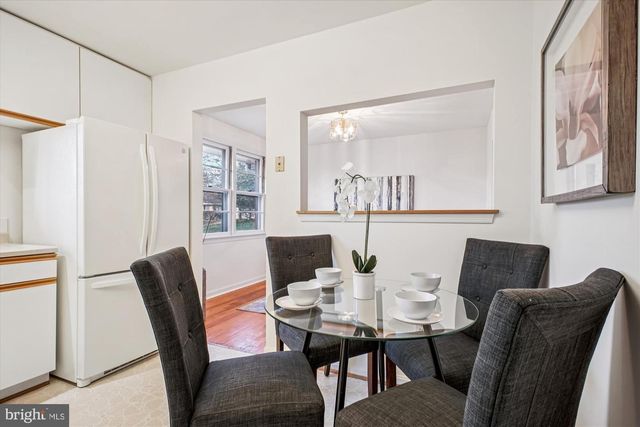 8928 CHELTONHAM PL, Annandale, VA 22003