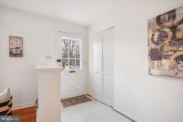 8928 CHELTONHAM PL, Annandale, VA 22003