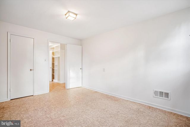 8928 CHELTONHAM PL, Annandale, VA 22003