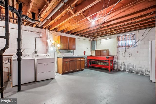 8928 CHELTONHAM PL, Annandale, VA 22003