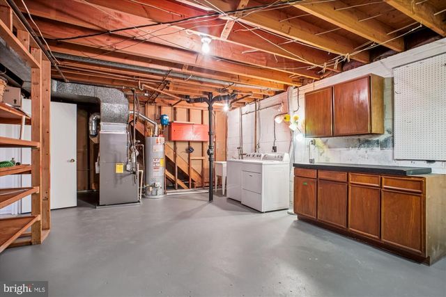 8928 CHELTONHAM PL, Annandale, VA 22003