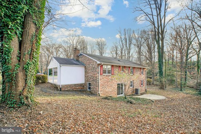 8928 CHELTONHAM PL, Annandale, VA 22003