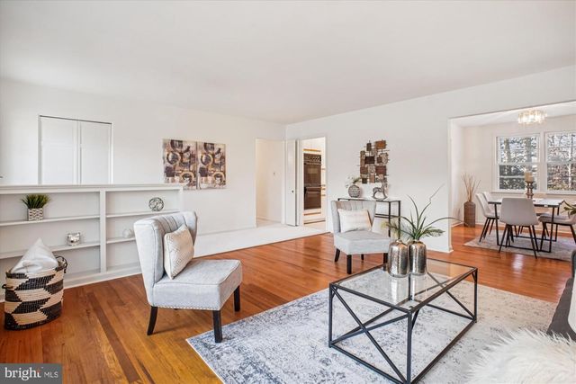 8928 CHELTONHAM PL, Annandale, VA 22003