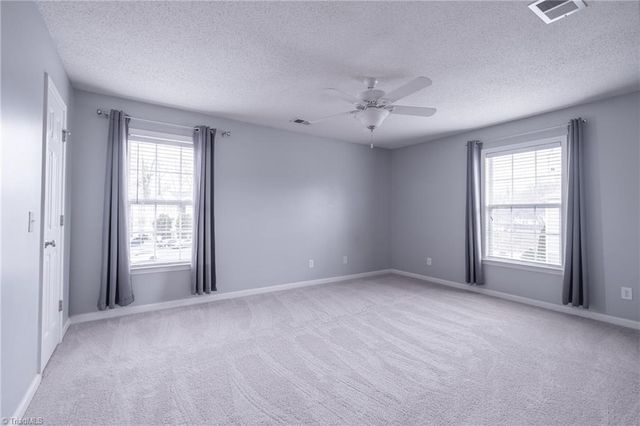 4701 Pennoak Lane M, Greensboro, NC 27407