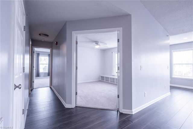 4701 Pennoak Lane M, Greensboro, NC 27407