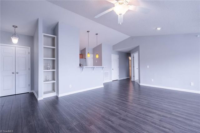 4701 Pennoak Lane M, Greensboro, NC 27407