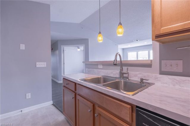 4701 Pennoak Lane M, Greensboro, NC 27407