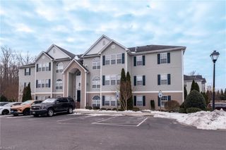 4701 Pennoak Lane M, Greensboro, NC 27407