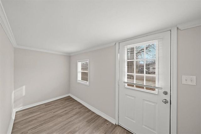 126 S Village Street, Tonganoxie, KS 66086