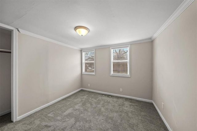 126 S Village Street, Tonganoxie, KS 66086