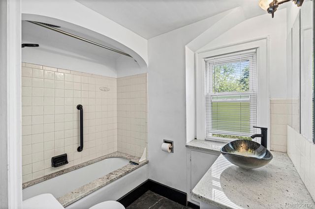 3517 Norwood Drive, Flint, MI 48503