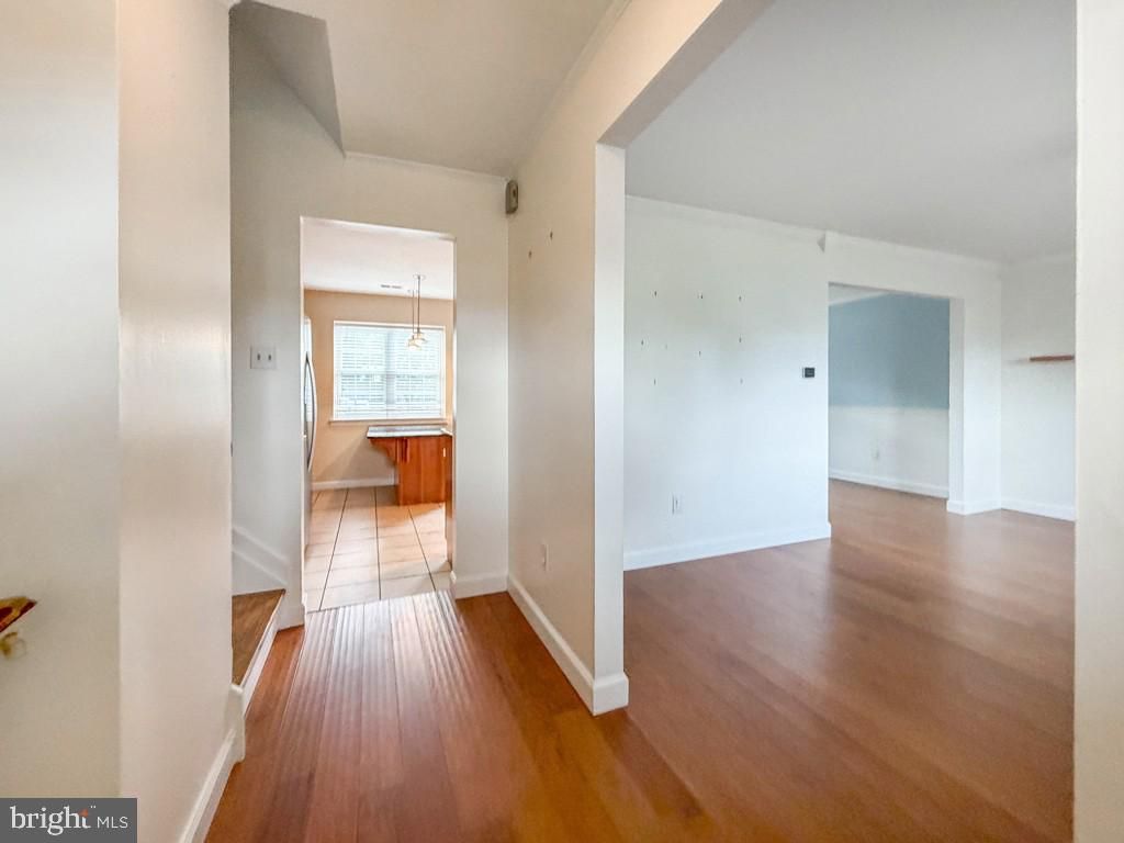 8 CARMEL PL, Newtown, PA 18940 — photo 4