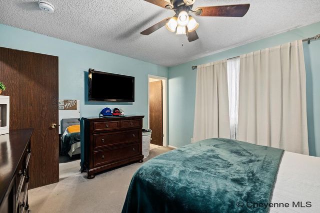 803 GOLDEN HILL ST, Cheyenne, WY 82009